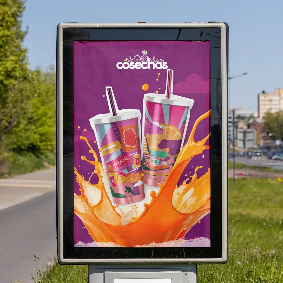 Mupi de Cosechas con un batido